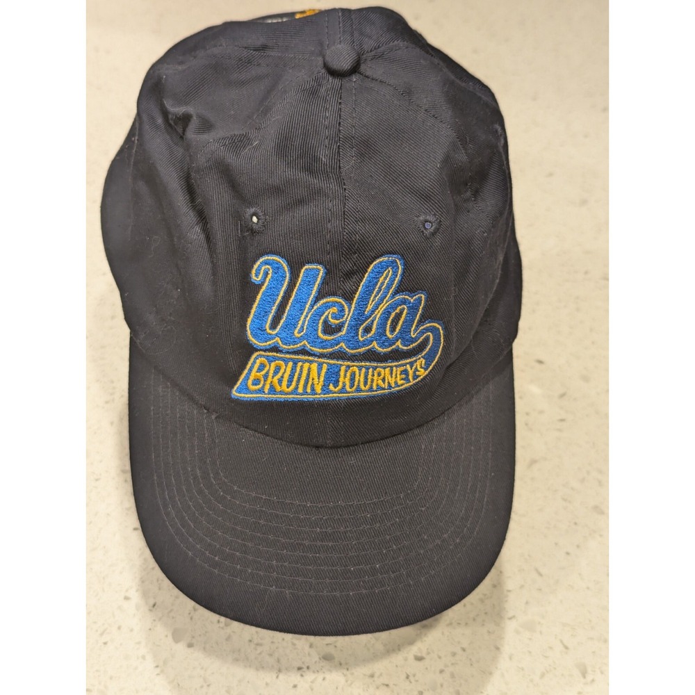 Vintage  UCLA Bruins Journeys Alumni‎ Association Bear Hat Cap Snapback KC Blue